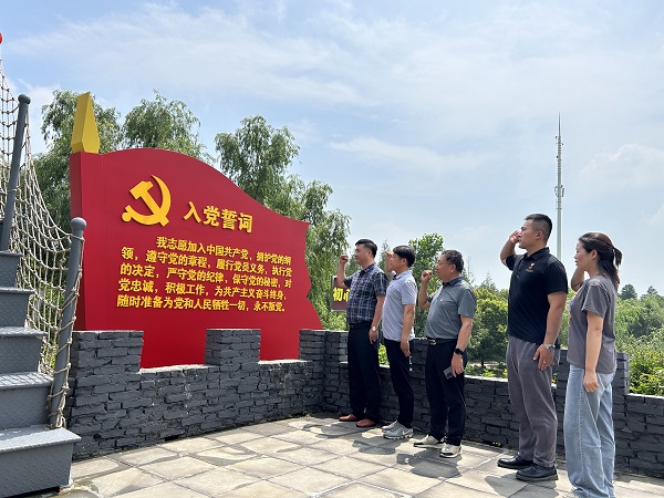 0e44558054d8369d62f20b1dd3c1bda - 副本.jpg