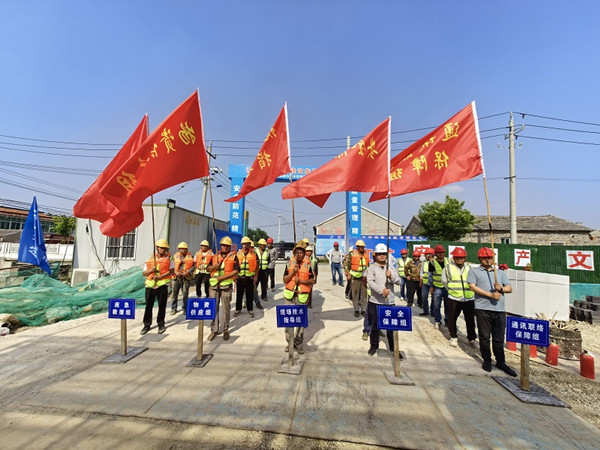 水建公司組織開展綜合應(yīng)急演練 (2)_副本.jpg